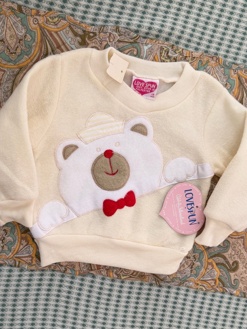 Vintage 90s Baby Teddy Sweater Lovespun New 18 Months
New with tags
Spun polyes